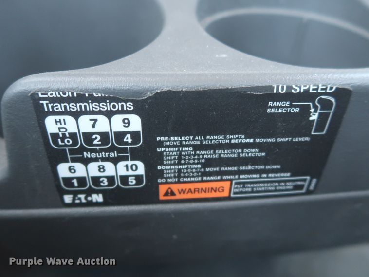 image for item HT9527 2014 International ProStar  semi truck