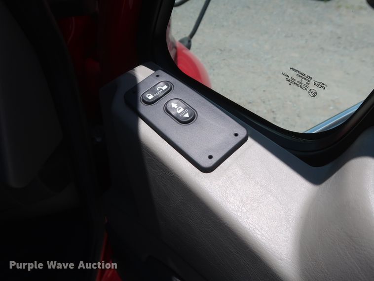 image for item HT9527 2014 International ProStar  semi truck