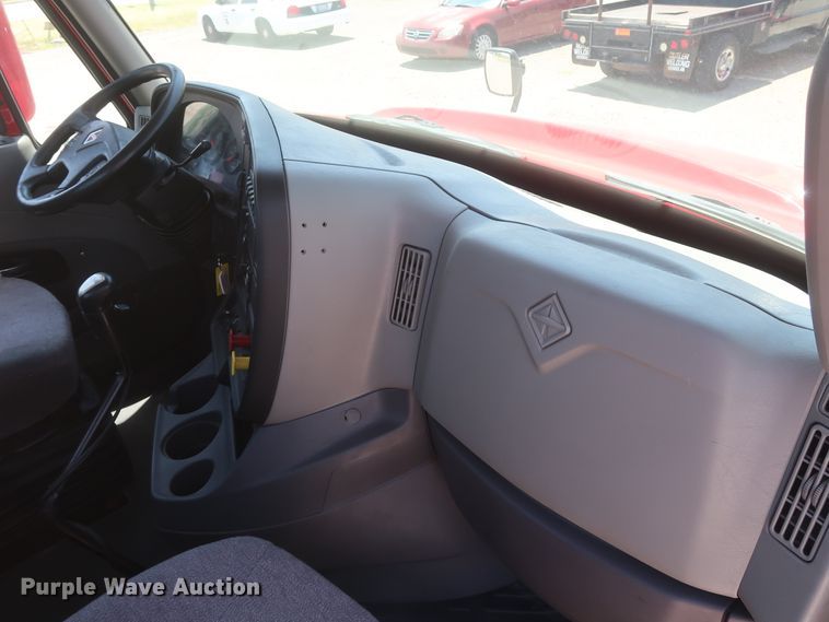 image for item HT9527 2014 International ProStar  semi truck