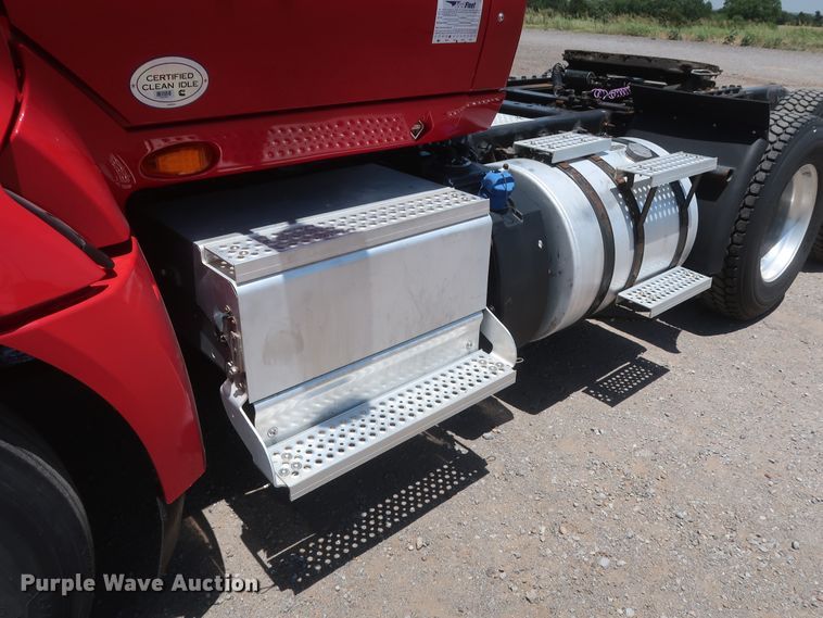 image for item HT9527 2014 International ProStar  semi truck