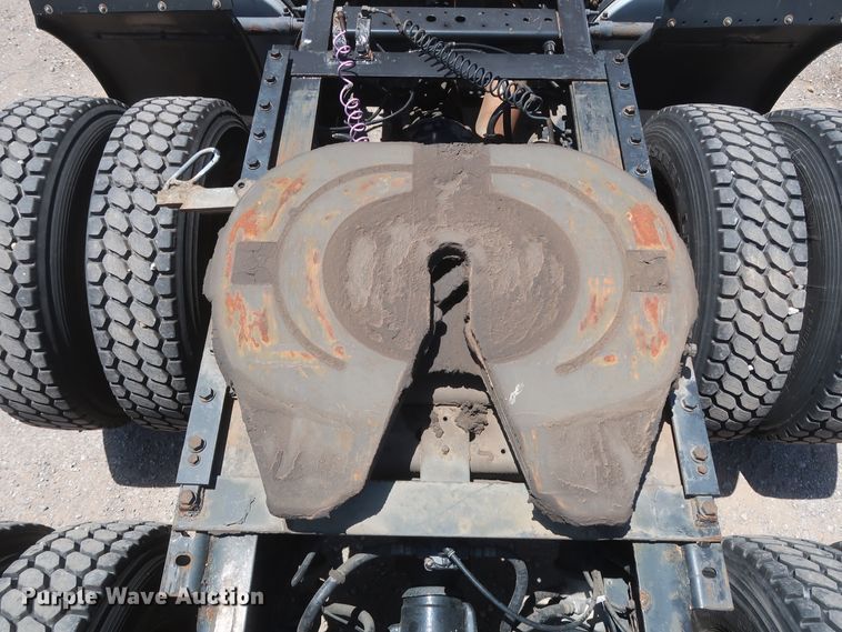 image for item HT9527 2014 International ProStar  semi truck