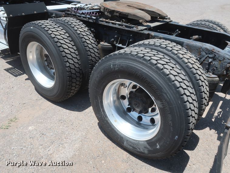 image for item HT9527 2014 International ProStar  semi truck