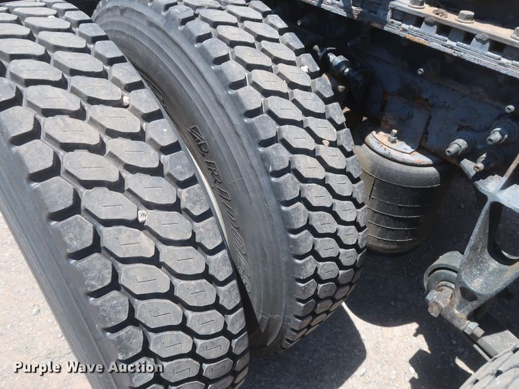 image for item HT9527 2014 International ProStar  semi truck