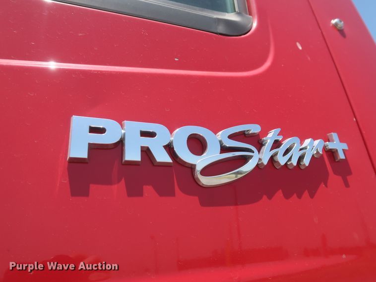 image for item HT9527 2014 International ProStar  semi truck