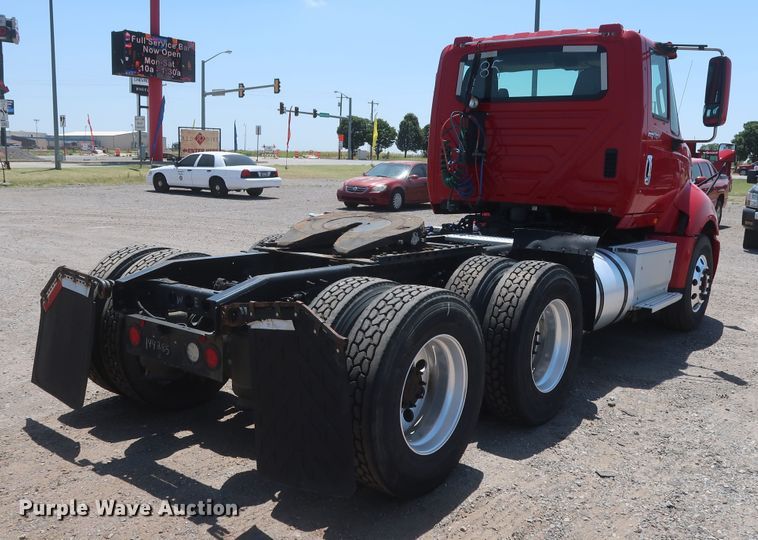 image for item HT9528 2015 International ProStar  semi truck