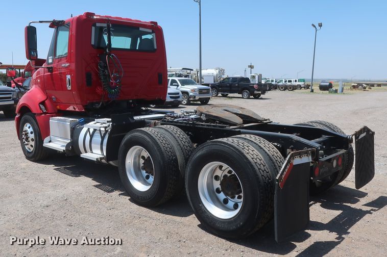 image for item HT9528 2015 International ProStar  semi truck