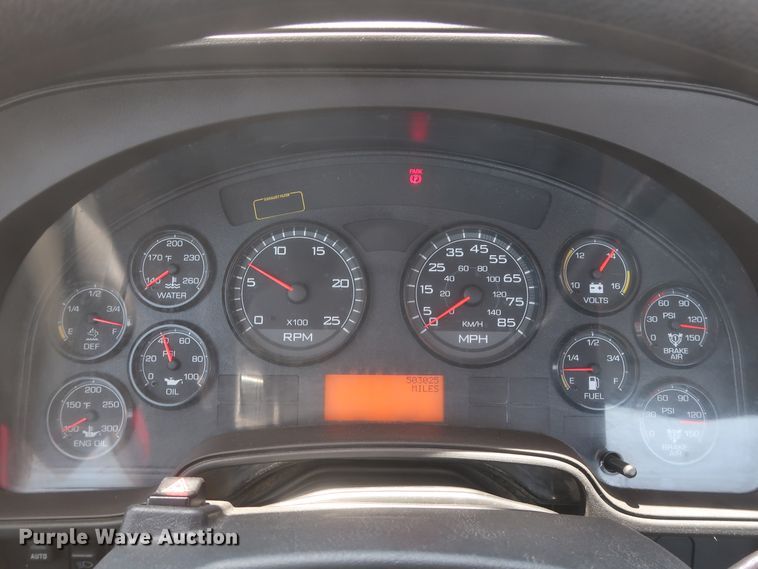 image for item HT9528 2015 International ProStar  semi truck