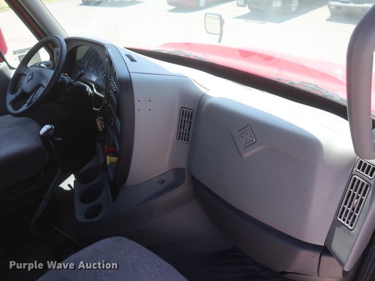 image for item HT9528 2015 International ProStar  semi truck