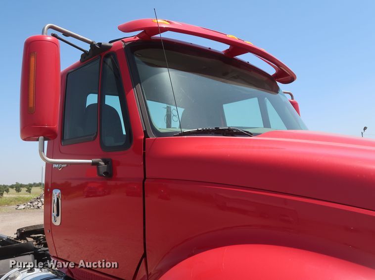 image for item HT9528 2015 International ProStar  semi truck