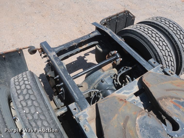 image for item HT9528 2015 International ProStar  semi truck