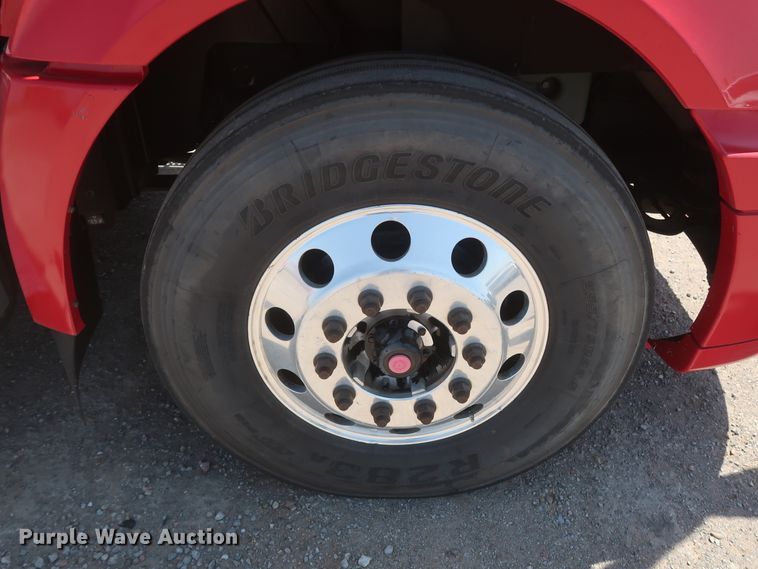 image for item HT9528 2015 International ProStar  semi truck