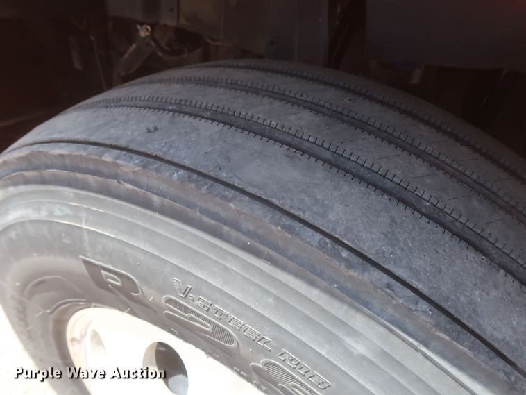 image for item HT9528 2015 International ProStar  semi truck