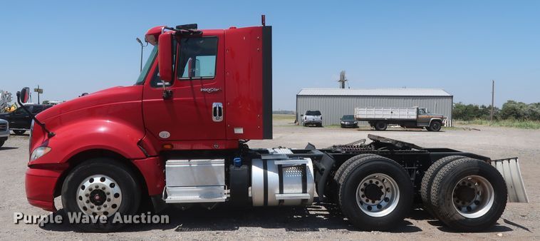 image for item HT9529 2015 International ProStar  semi truck