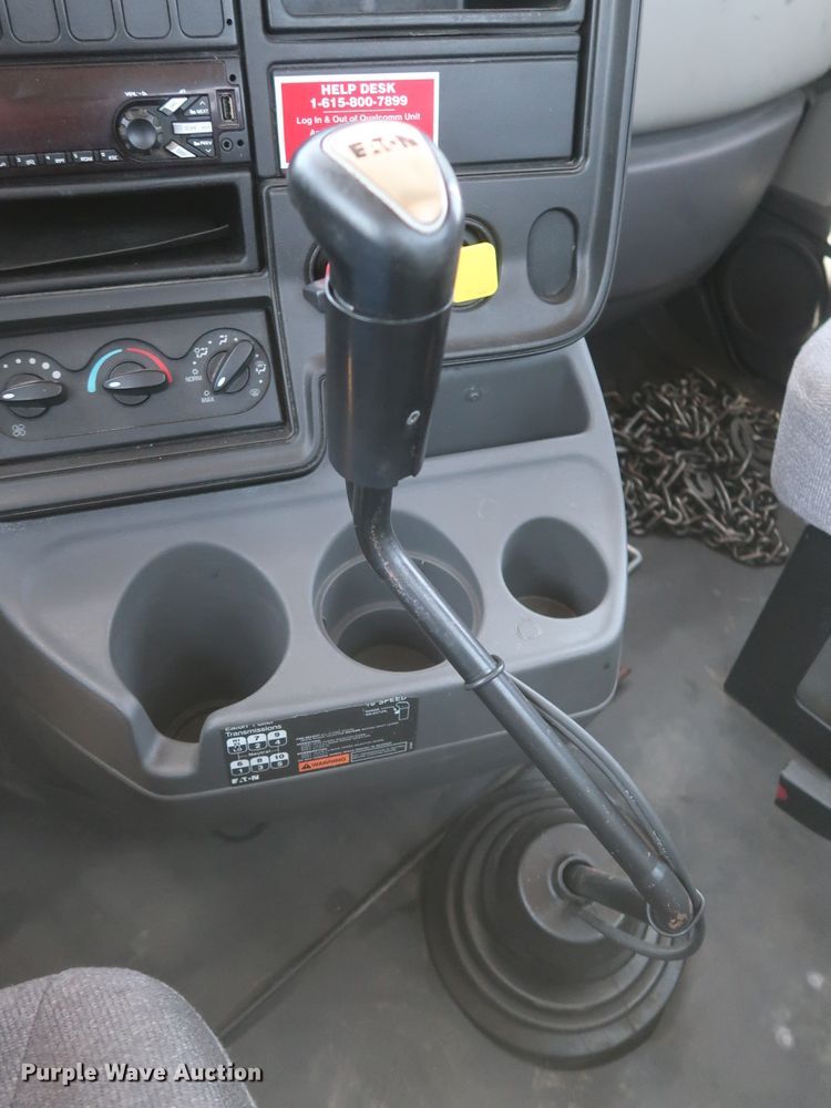 image for item HT9529 2015 International ProStar  semi truck