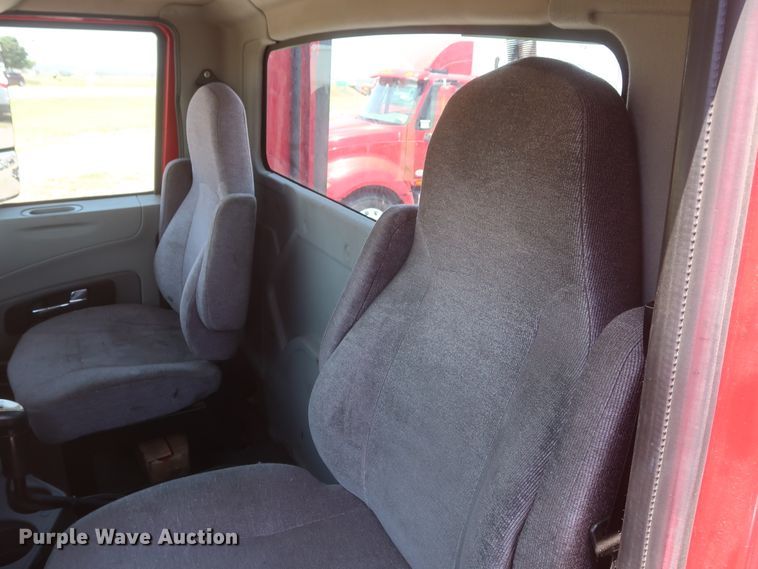 image for item HT9529 2015 International ProStar  semi truck