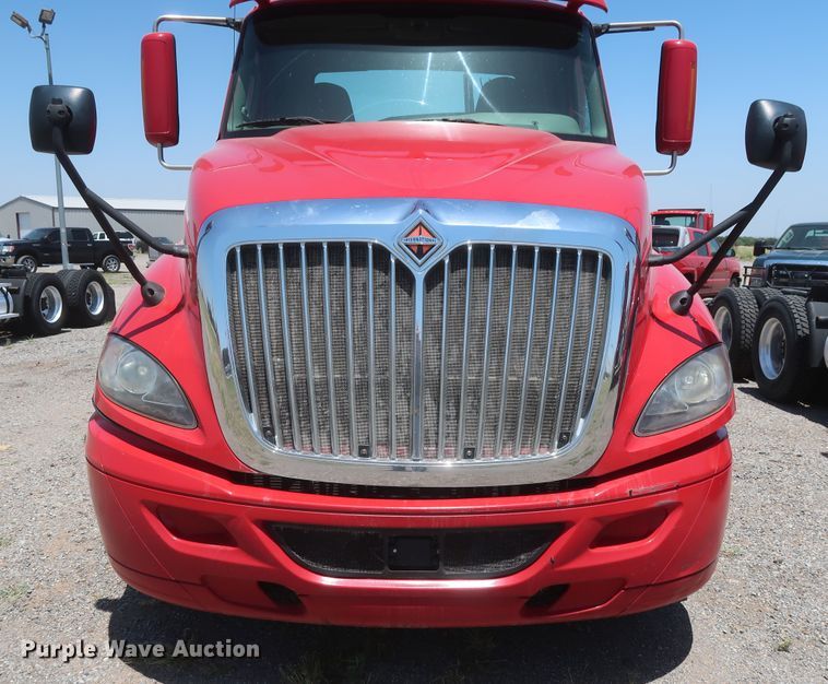 image for item HT9529 2015 International ProStar  semi truck