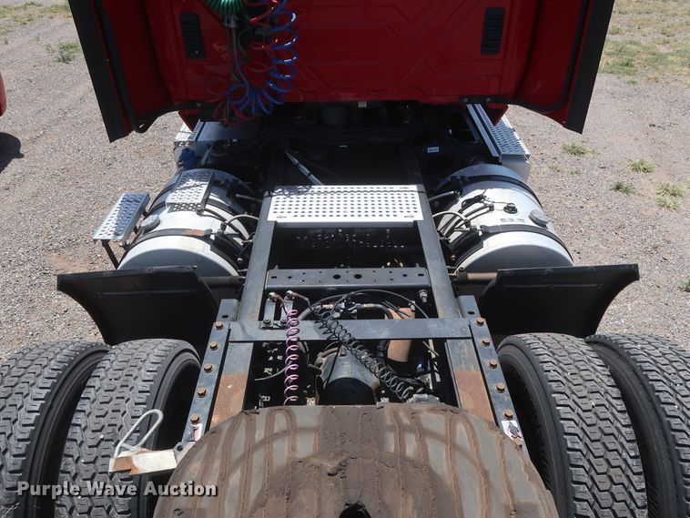 image for item HT9529 2015 International ProStar  semi truck