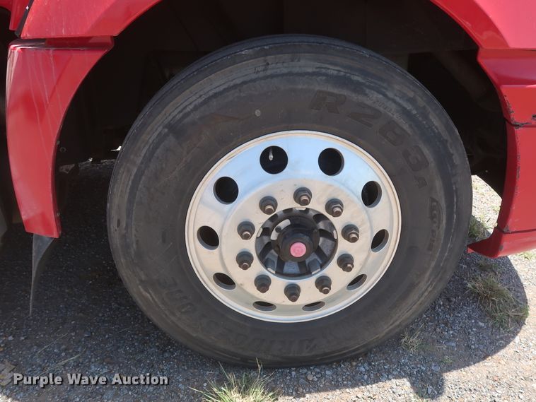 image for item HT9529 2015 International ProStar  semi truck