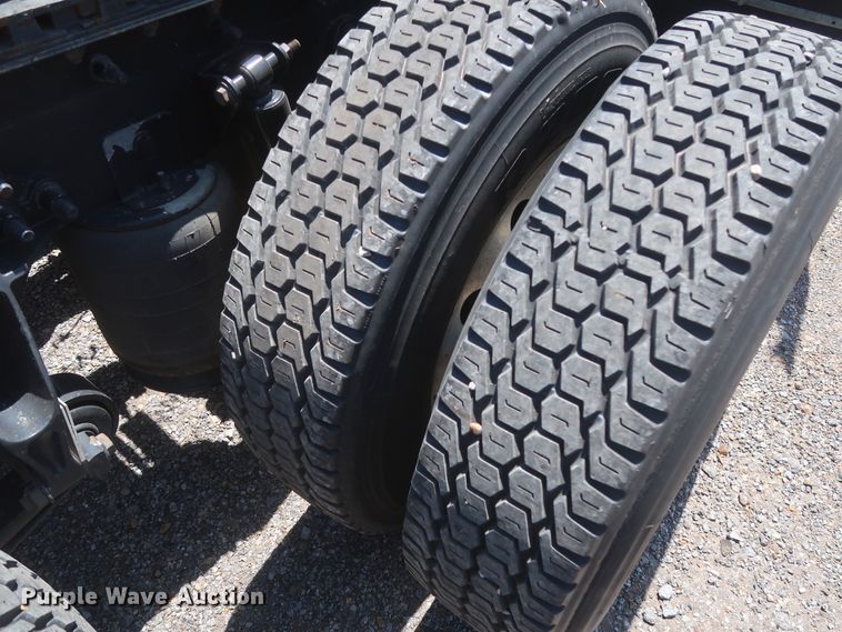 image for item HT9529 2015 International ProStar  semi truck