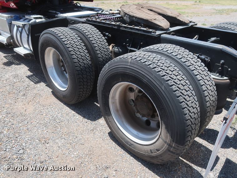 image for item HT9529 2015 International ProStar  semi truck