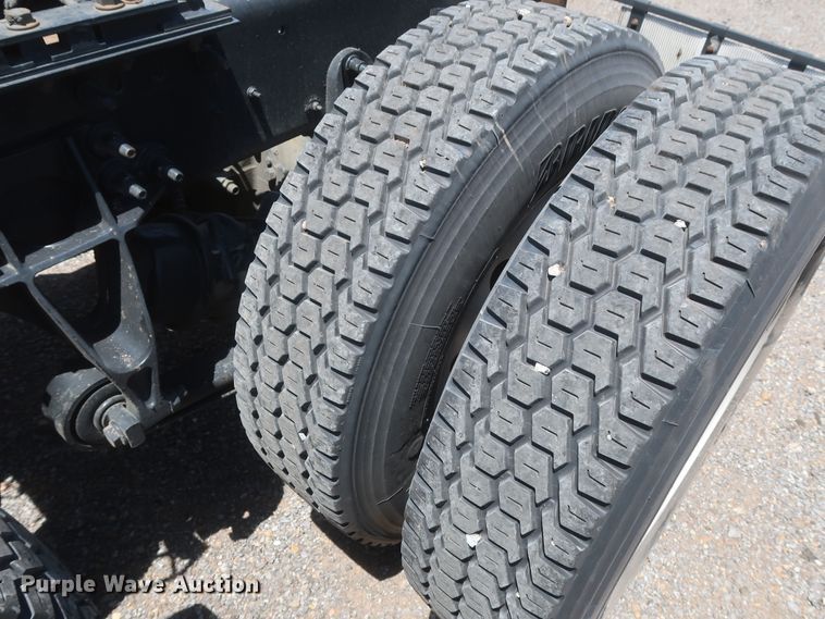 image for item HT9529 2015 International ProStar  semi truck