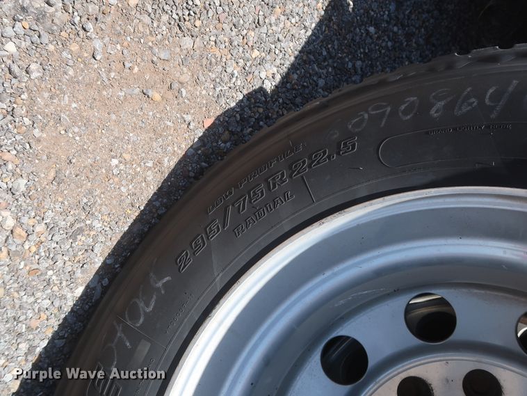 image for item HT9529 2015 International ProStar  semi truck