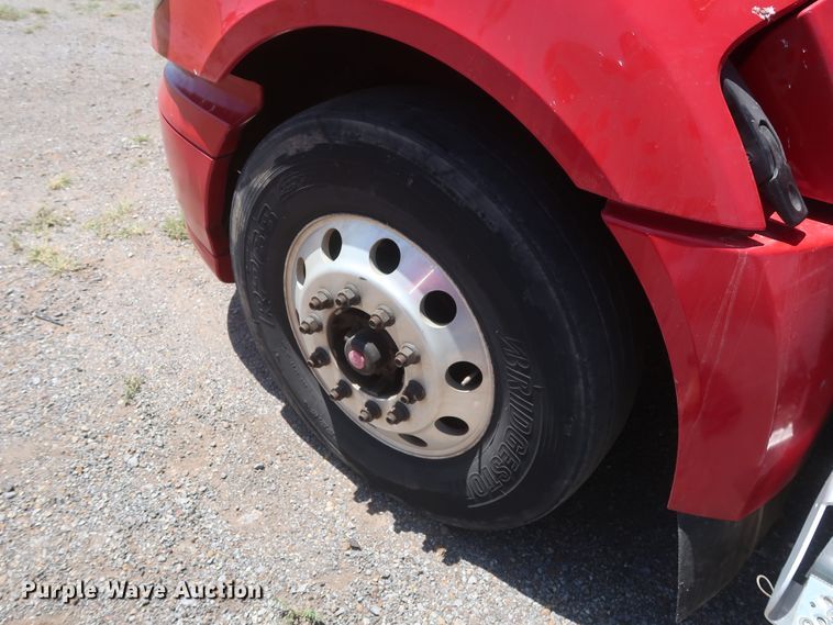 image for item HT9529 2015 International ProStar  semi truck