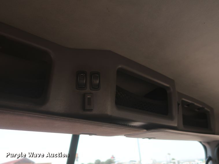 image for item HT9530 2014 Mack CXU612  semi truck