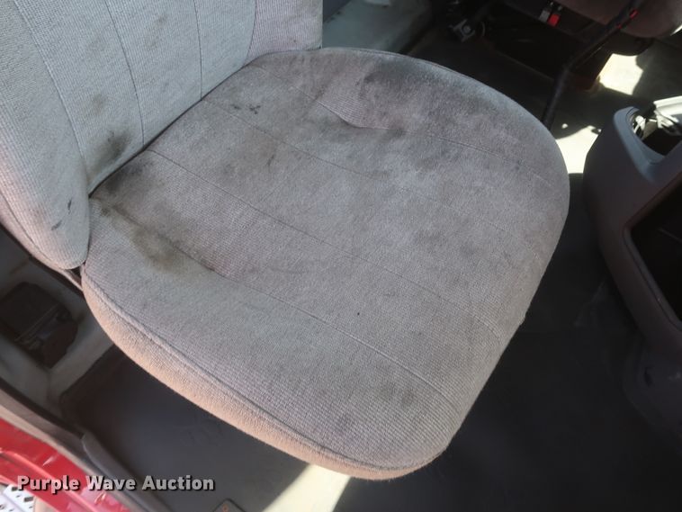 image for item HT9530 2014 Mack CXU612  semi truck