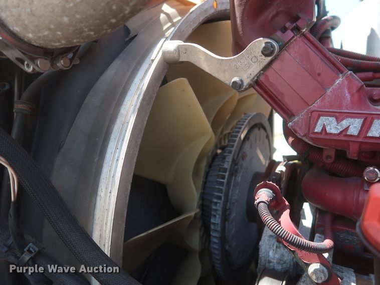 image for item HT9530 2014 Mack CXU612  semi truck