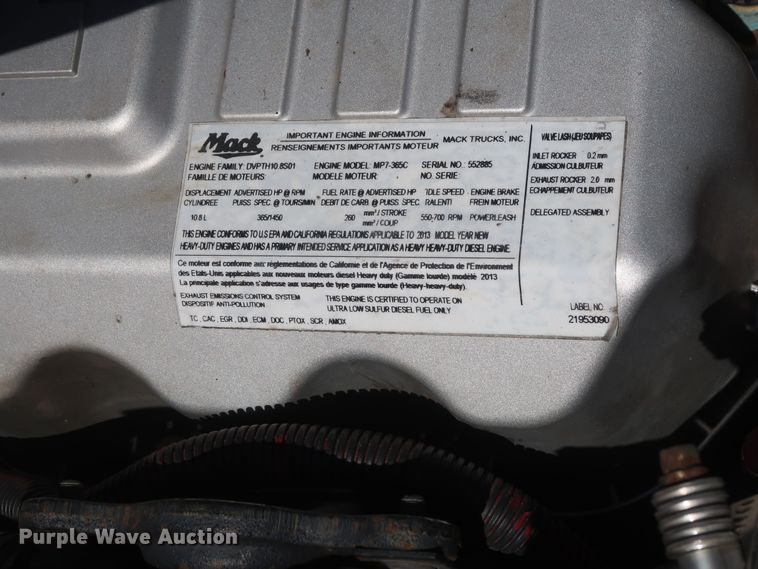 image for item HT9530 2014 Mack CXU612  semi truck