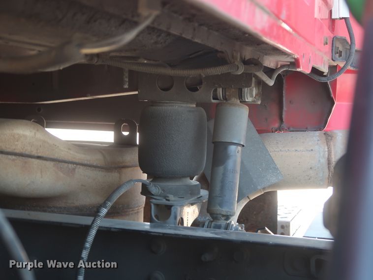 image for item HT9530 2014 Mack CXU612  semi truck