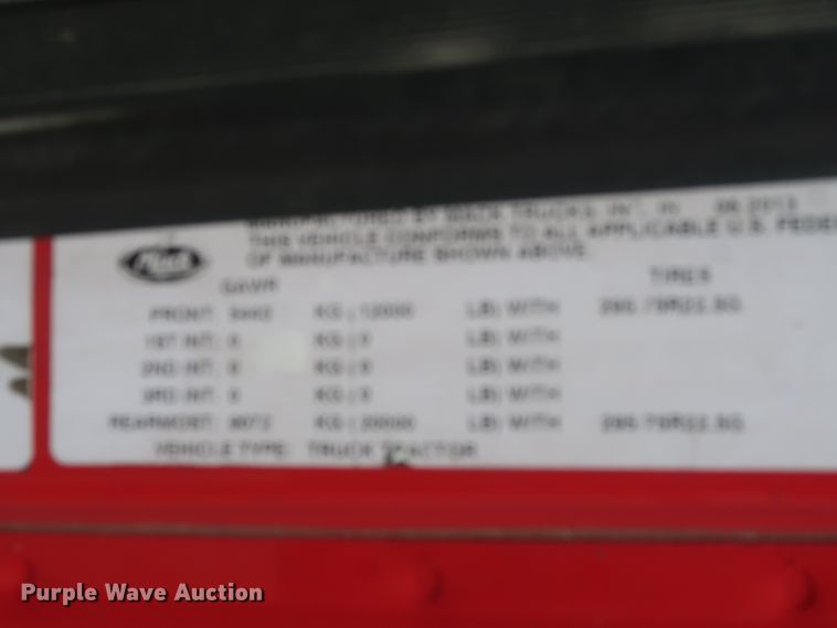 image for item HT9530 2014 Mack CXU612  semi truck