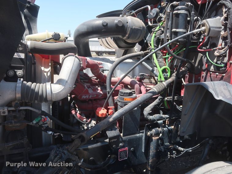 image for item HT9531 2014 Mack CXU613  semi truck