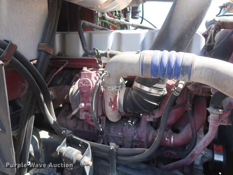 image for item HT9531 2014 Mack CXU613  semi truck