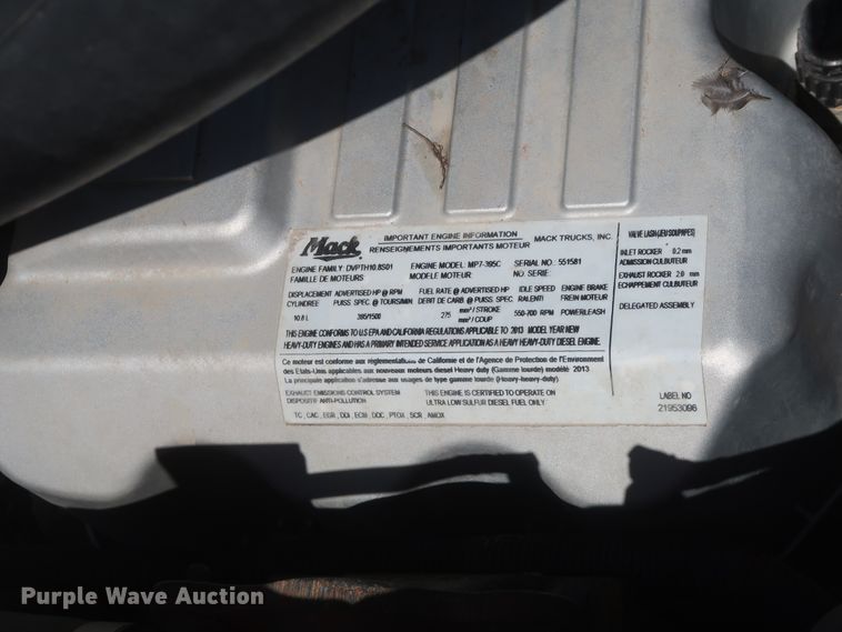 image for item HT9531 2014 Mack CXU613  semi truck