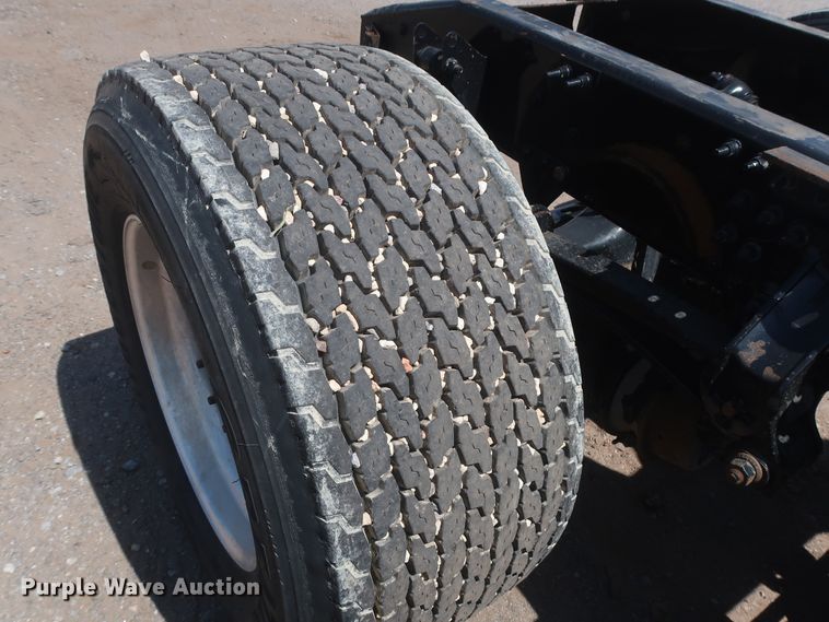 image for item HT9531 2014 Mack CXU613  semi truck