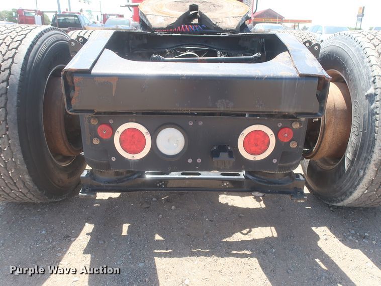 image for item HT9531 2014 Mack CXU613  semi truck