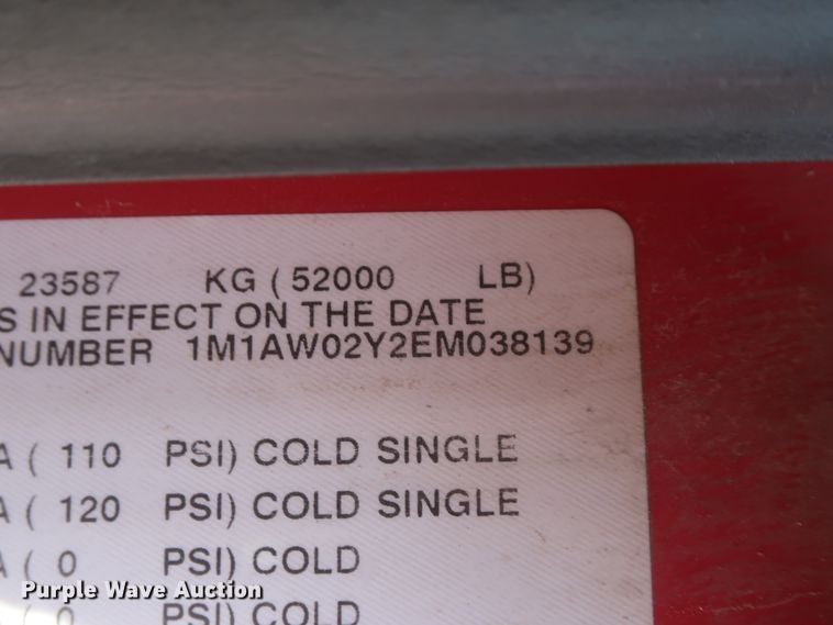 image for item HT9531 2014 Mack CXU613  semi truck