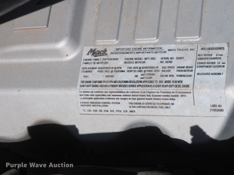 image for item HT9532 2014 Mack CXU612  semi truck