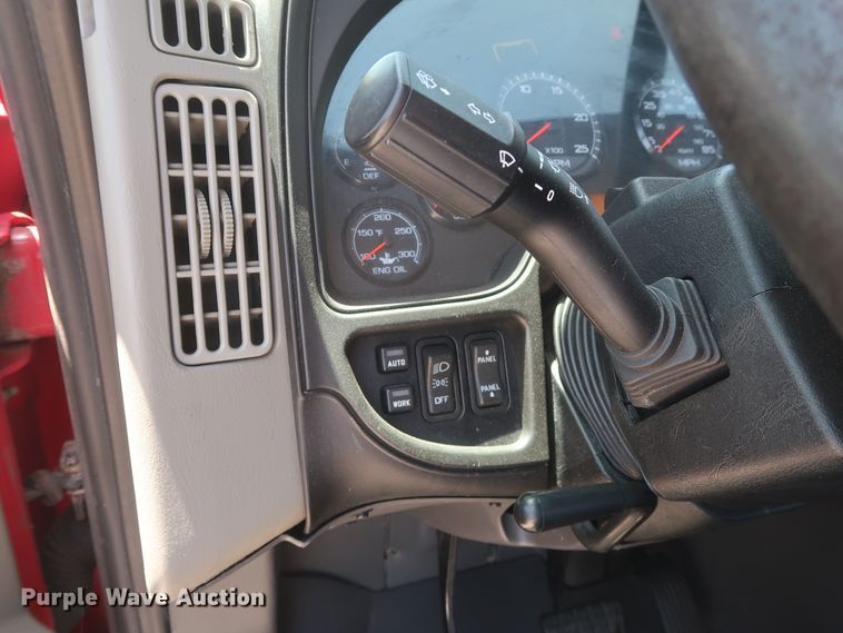 image for item HT9557 2015 International ProStar  semi truck