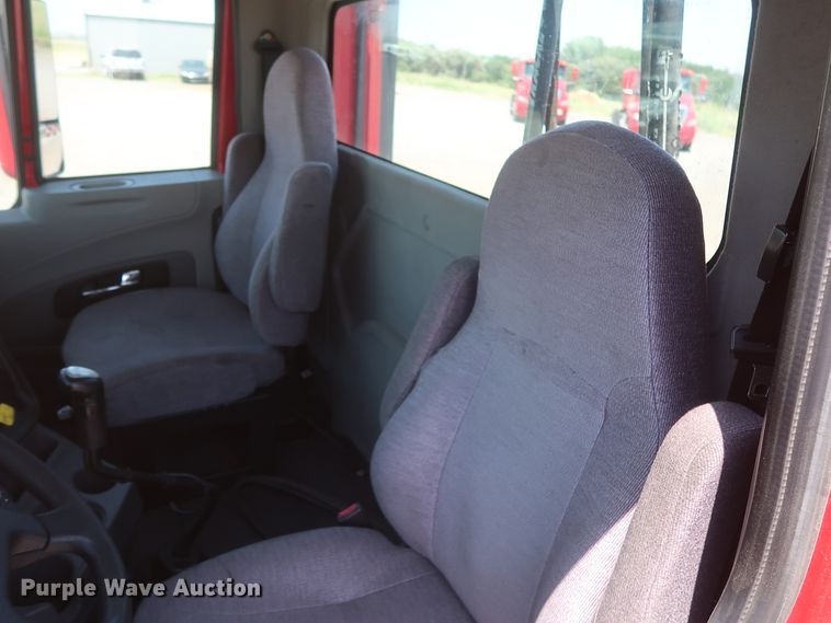 image for item HT9557 2015 International ProStar  semi truck