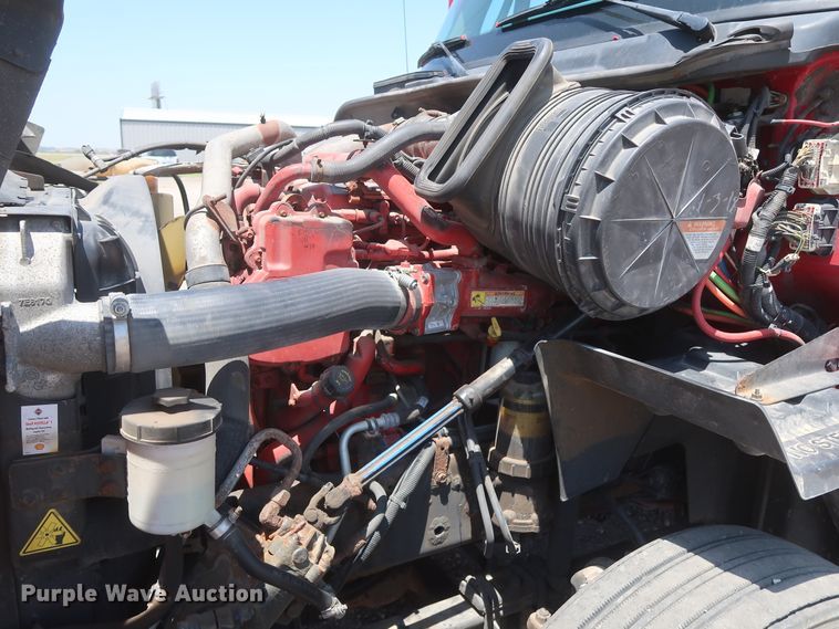 image for item HT9557 2015 International ProStar  semi truck