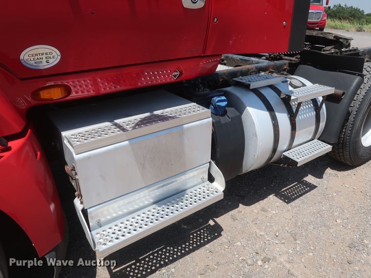 image for item HT9557 2015 International ProStar  semi truck