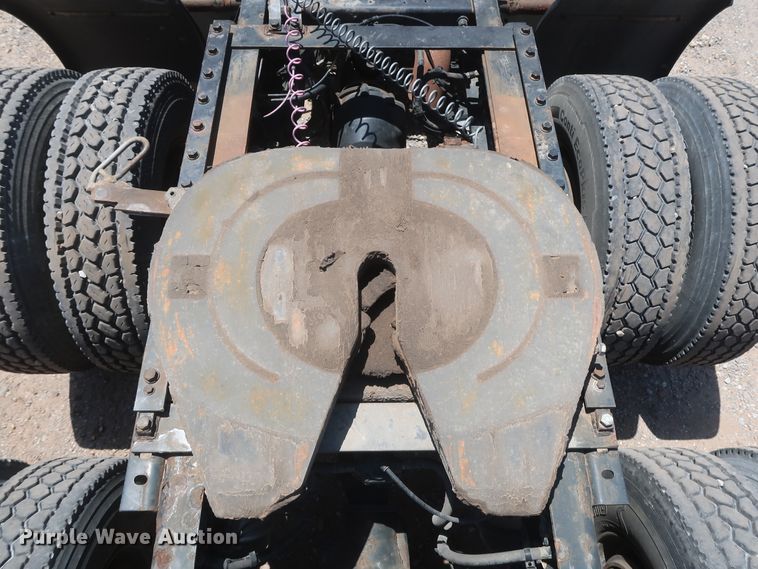 image for item HT9557 2015 International ProStar  semi truck