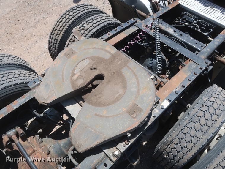 image for item HT9557 2015 International ProStar  semi truck