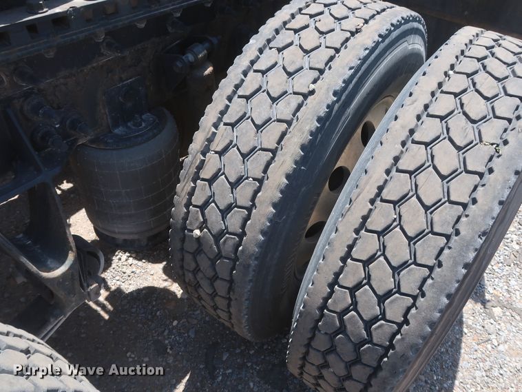 image for item HT9557 2015 International ProStar  semi truck