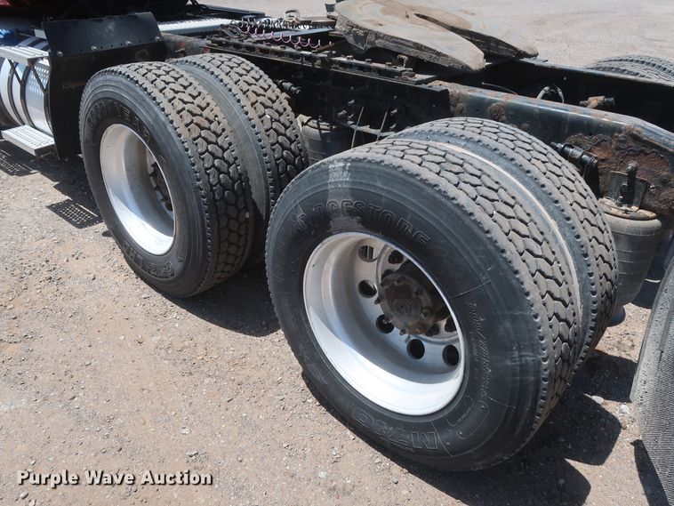 image for item HT9557 2015 International ProStar  semi truck