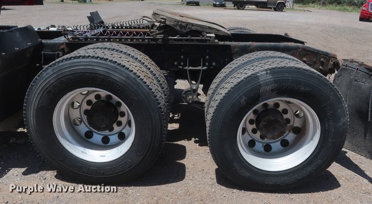 image for item HT9557 2015 International ProStar  semi truck