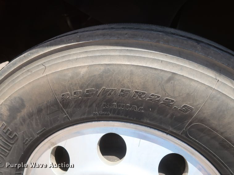 image for item HT9557 2015 International ProStar  semi truck